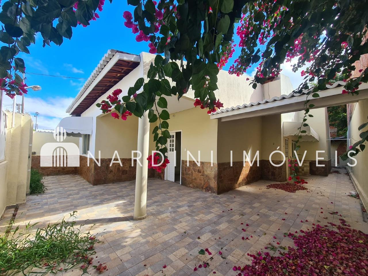 Casa em condominio à venda, 3 quartos, 1 suíte, 2 vagas, Parque ...