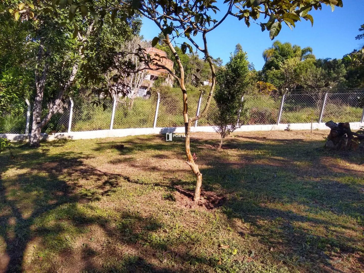 Terreno à venda no Jardim das Cerejeiras: 