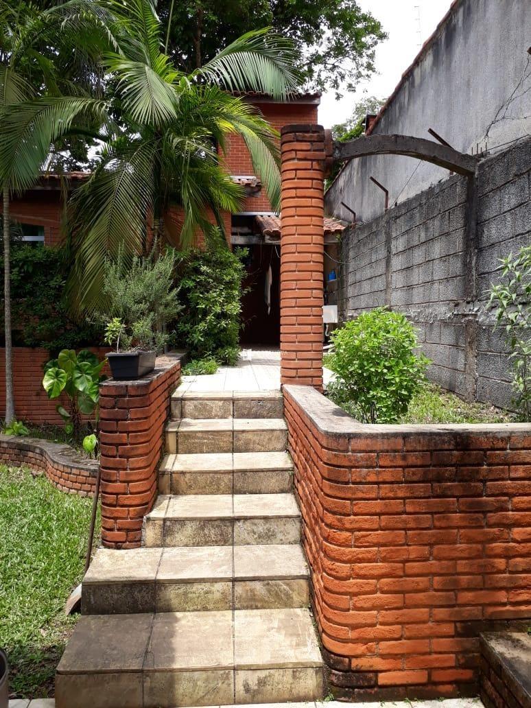 Casa à venda no Jardim das Colinas: 