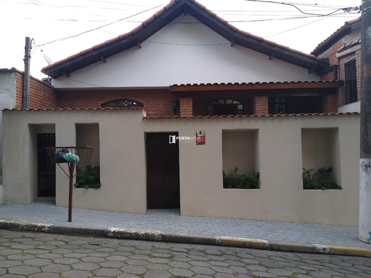 Casa à venda no Jardim Embuema: 