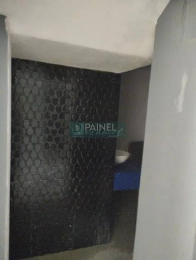 Loja / Salão para aluguel no Embaré: 