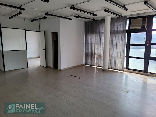 Conjunto / Sala à venda no Centro: 