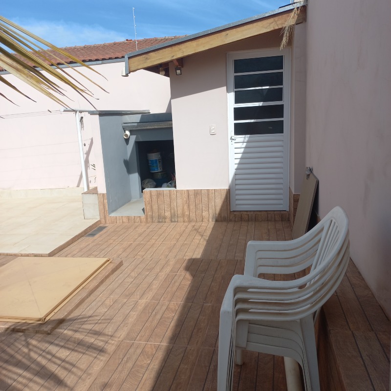 Casa à venda no Centro: 