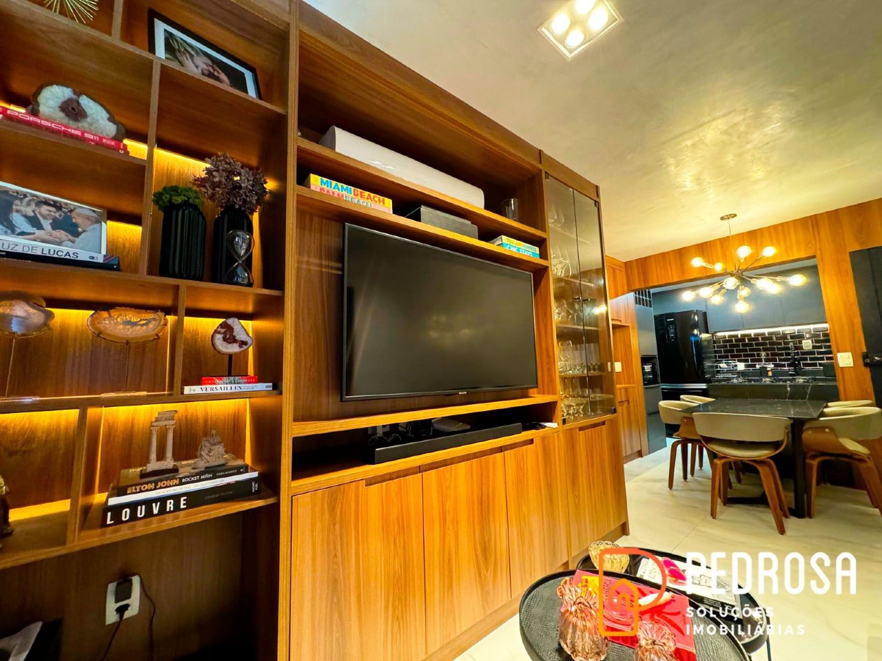 Apartamento à venda no Barro Vermelho: 