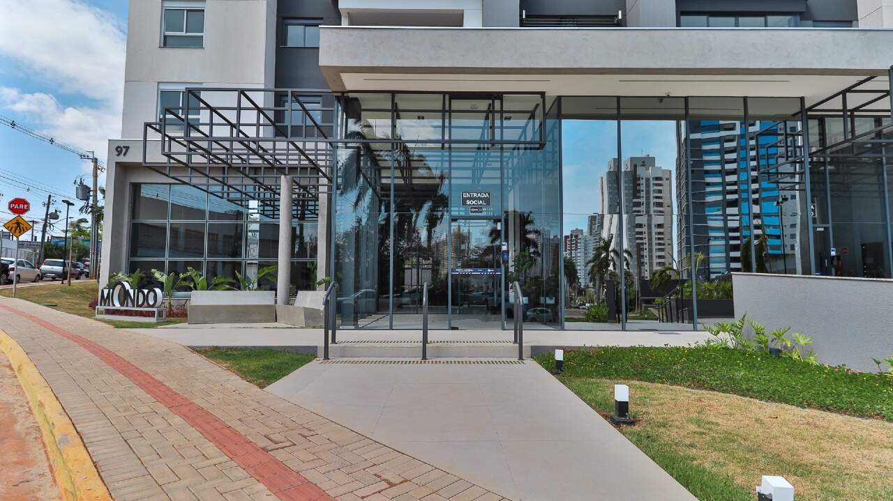 Apartamento semimobiliado no Edifício Mondo