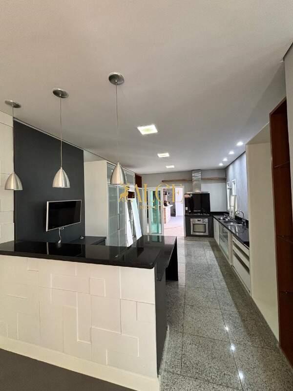 Casa Sobrado à venda Cond Residencial Vila Romana: 