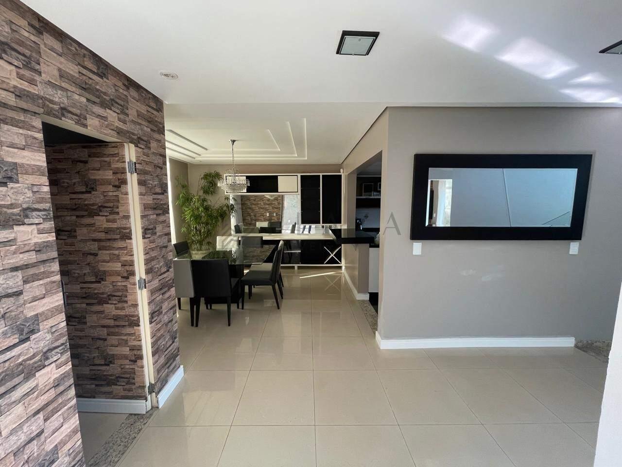 Casa para alugar com 3 quartos, 248m² no Universitário em Chapecó – Foto 5