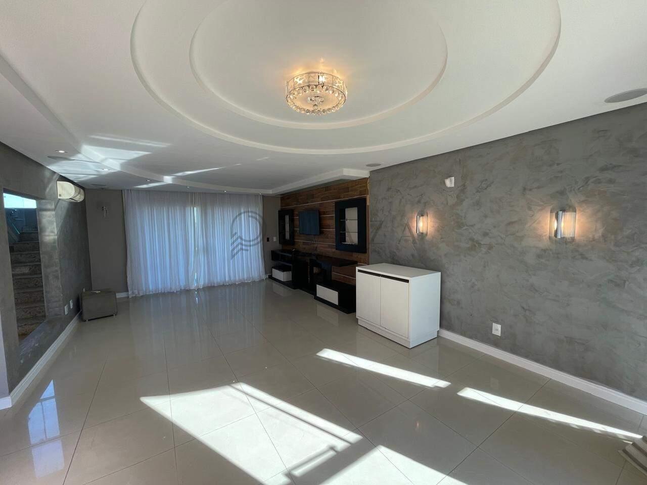 Casa para alugar com 3 quartos, 248m² no Universitário em Chapecó – Foto 2