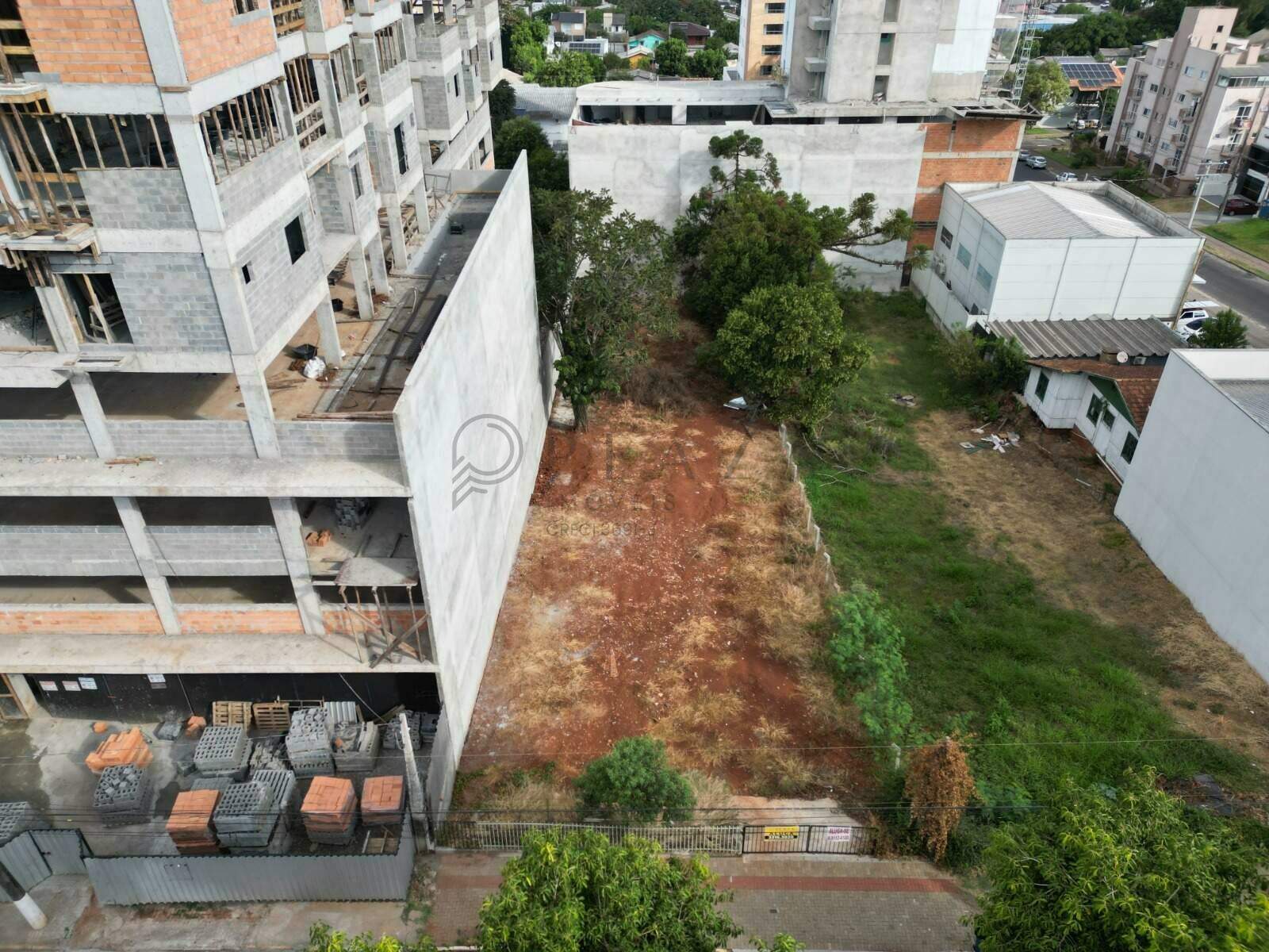 Terreno para alugar com 900m² no Presidente Médici em Chapecó – Foto 1