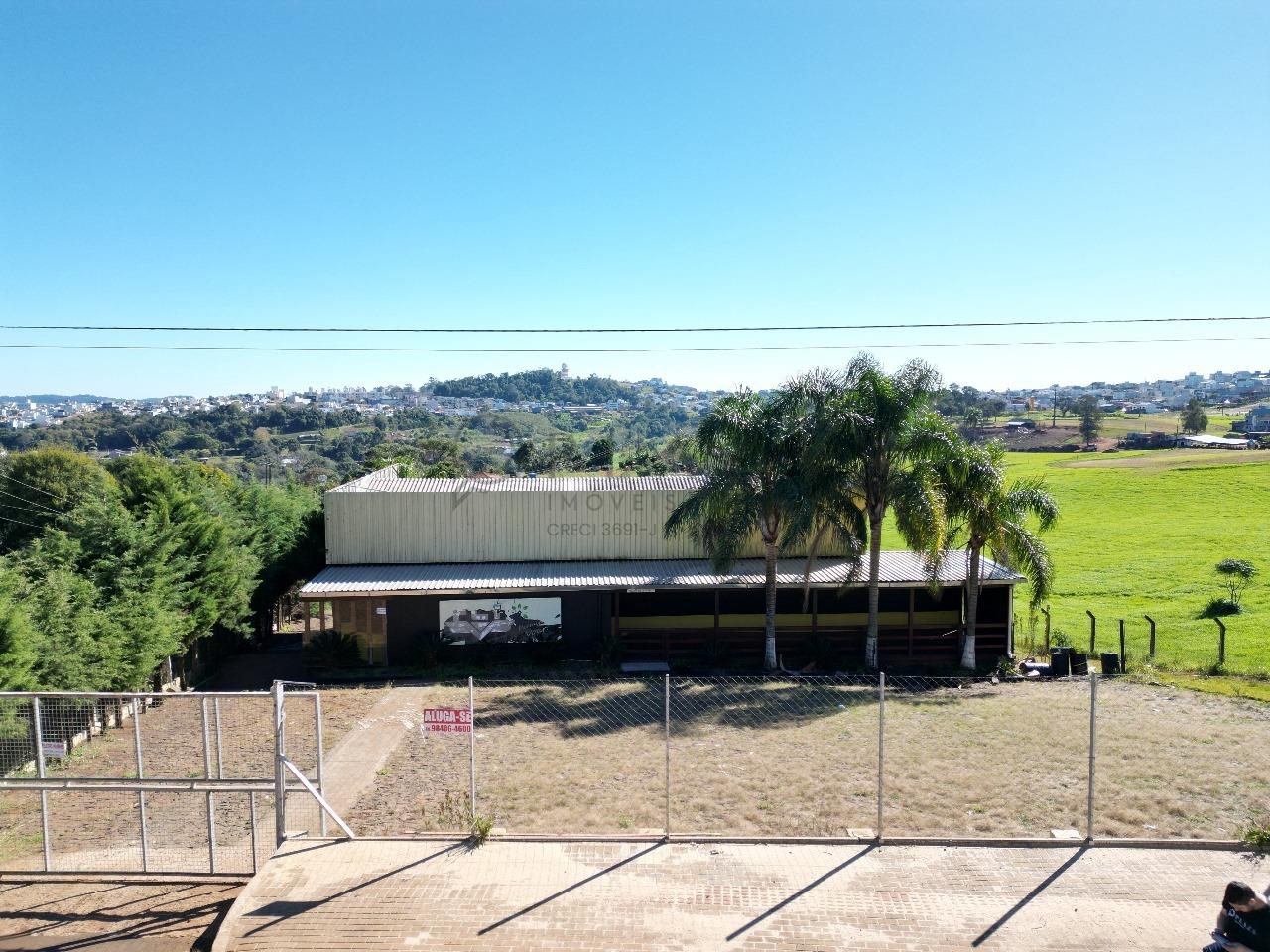 Casa Comercial para alugar com 2 quartos, 500m² no Desbravador em Chapecó – Foto 1