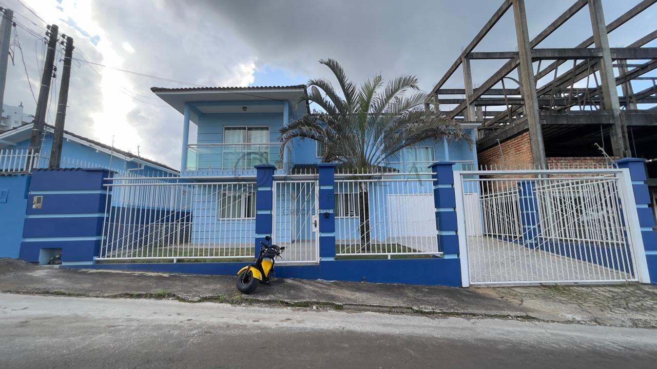 Casa para alugar com 4 quartos, 200m² no São Cristóvão em Chapecó – Foto 1