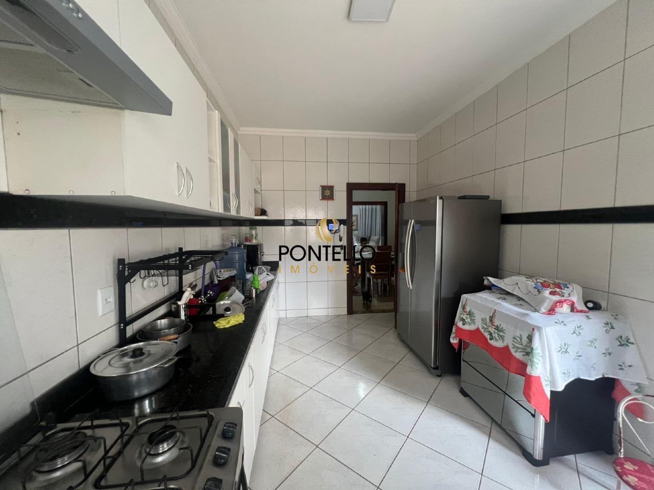 Casa, 4 quartos, 205 m² - Foto 8