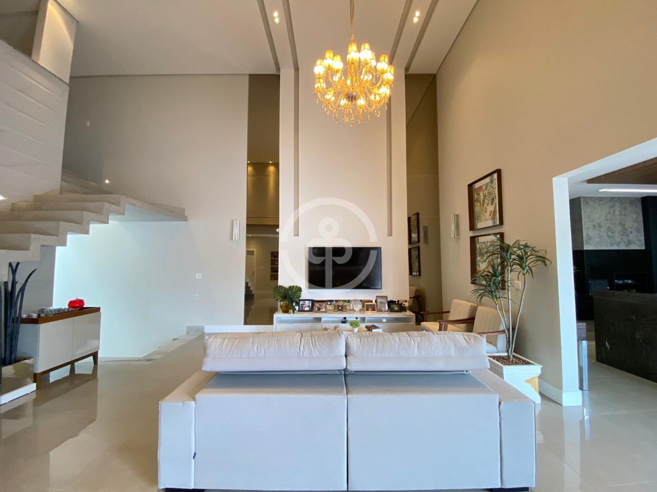 Sobrado à venda no Centro: 