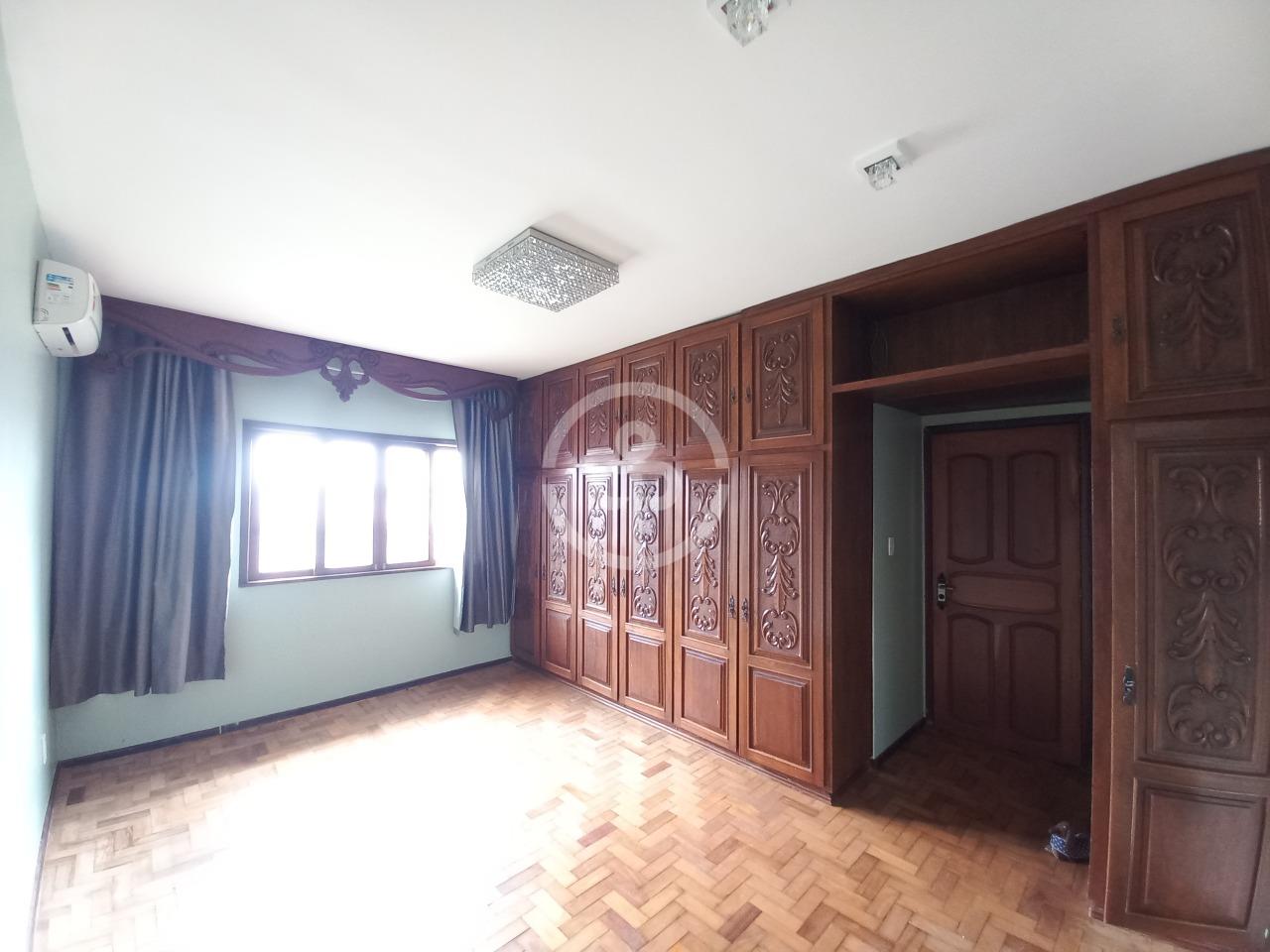 Casa para aluguel no Centro: 