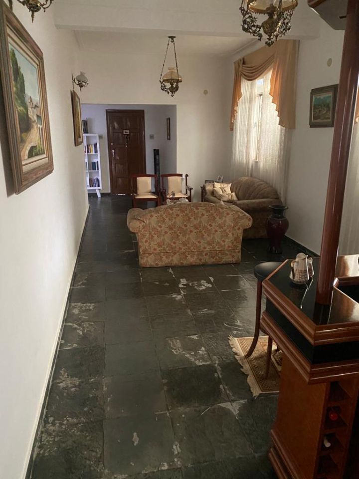 Casa à venda no Prado: 