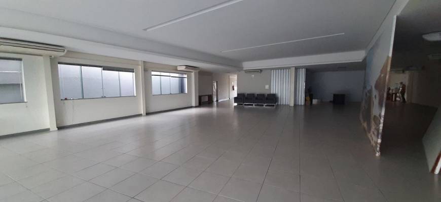 Prédio Comercial para aluguel no Calafate: 