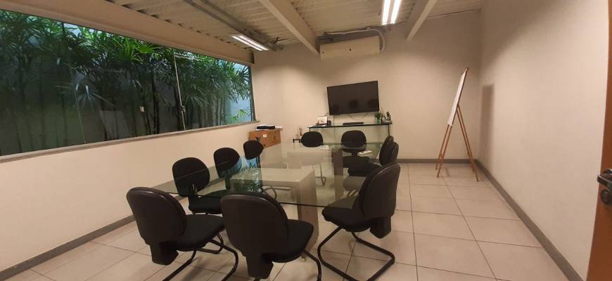 Prédio Comercial para aluguel no Calafate: 