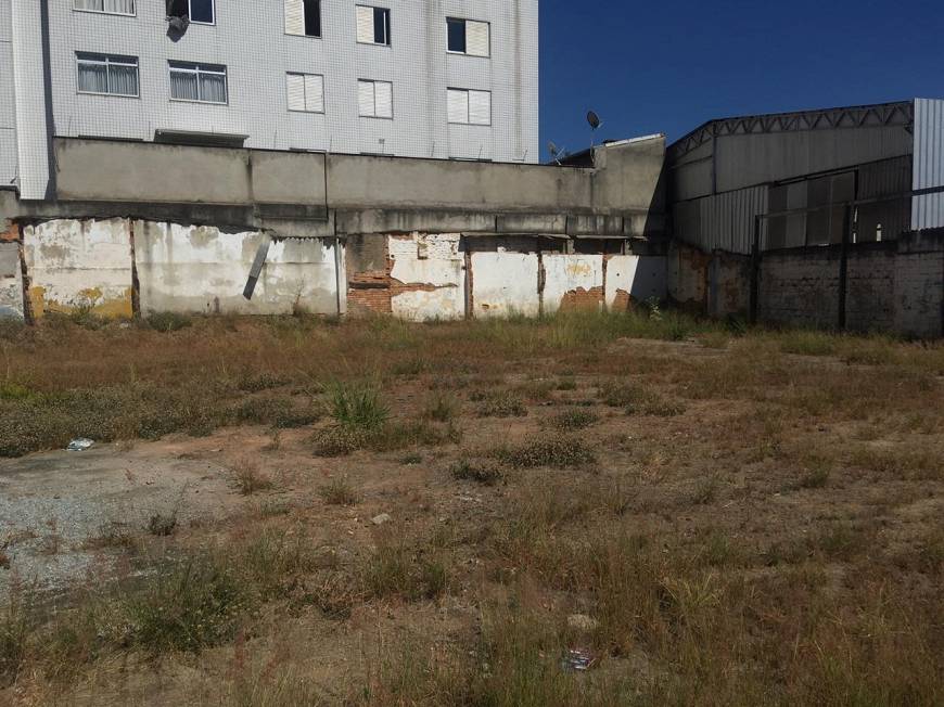 Pavilhão à venda no Prado: 