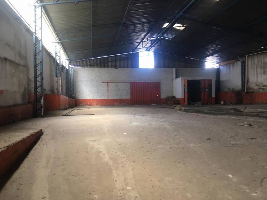 Pavilhão à venda no Prado: 