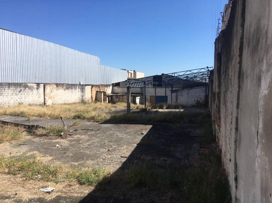 Pavilhão à venda no Prado: 