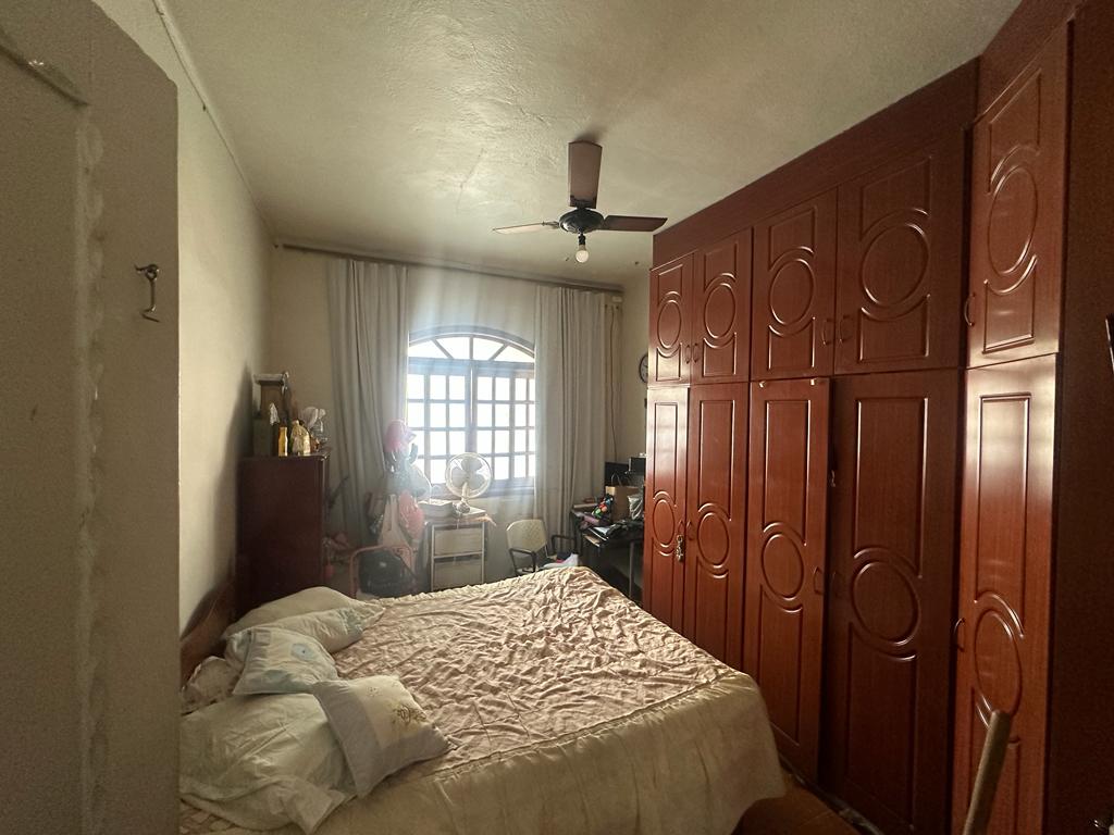 Casa à venda no Prado: 