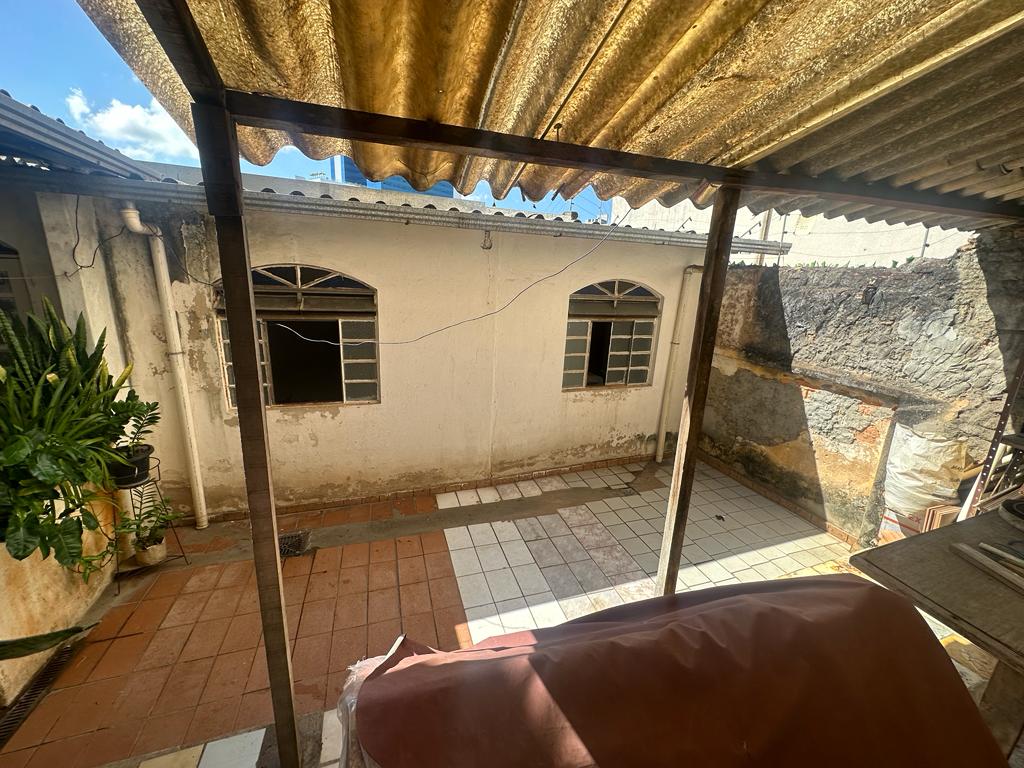 Casa à venda no Prado: 