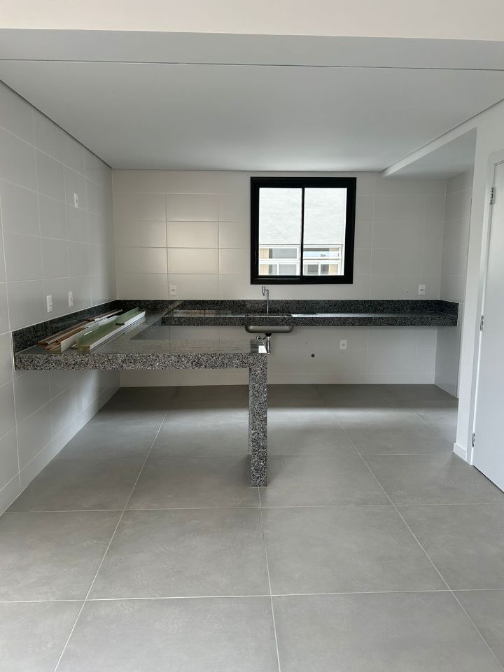 Apartamento à venda no Cruzeiro: 