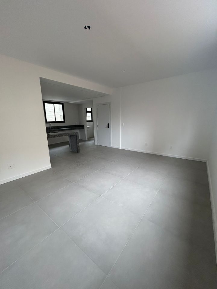 Apartamento à venda no Cruzeiro: 