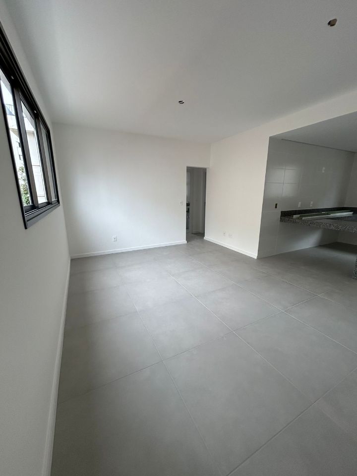 Apartamento à venda no Cruzeiro: 