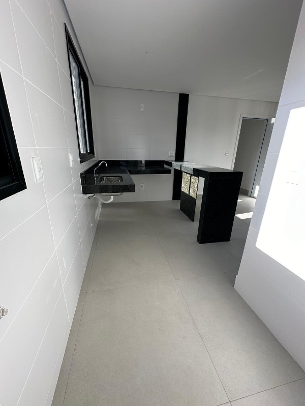 Apartamento à venda no Barroca: 