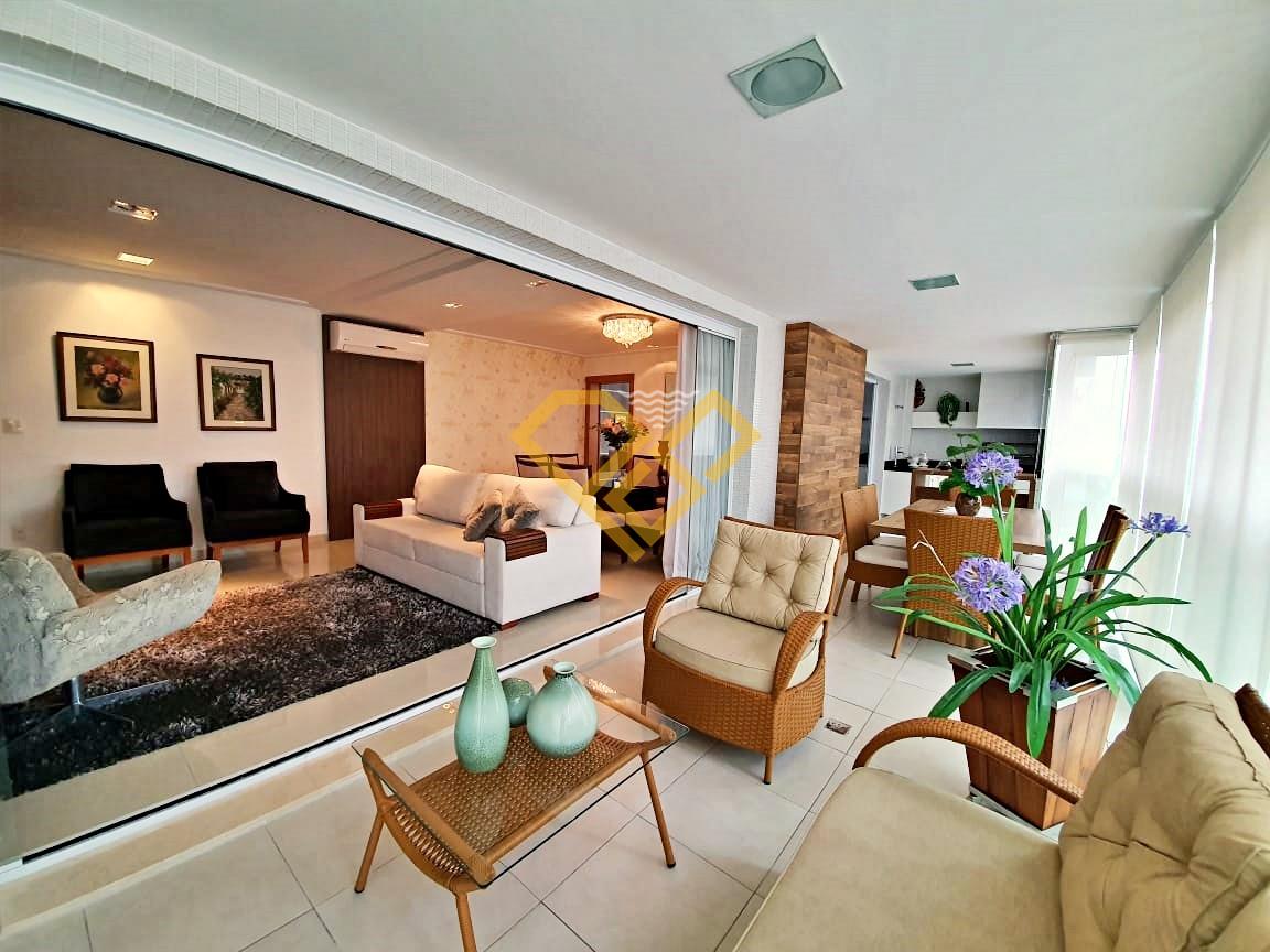 Apartamento à venda no Embaré: Varanda Gourmet