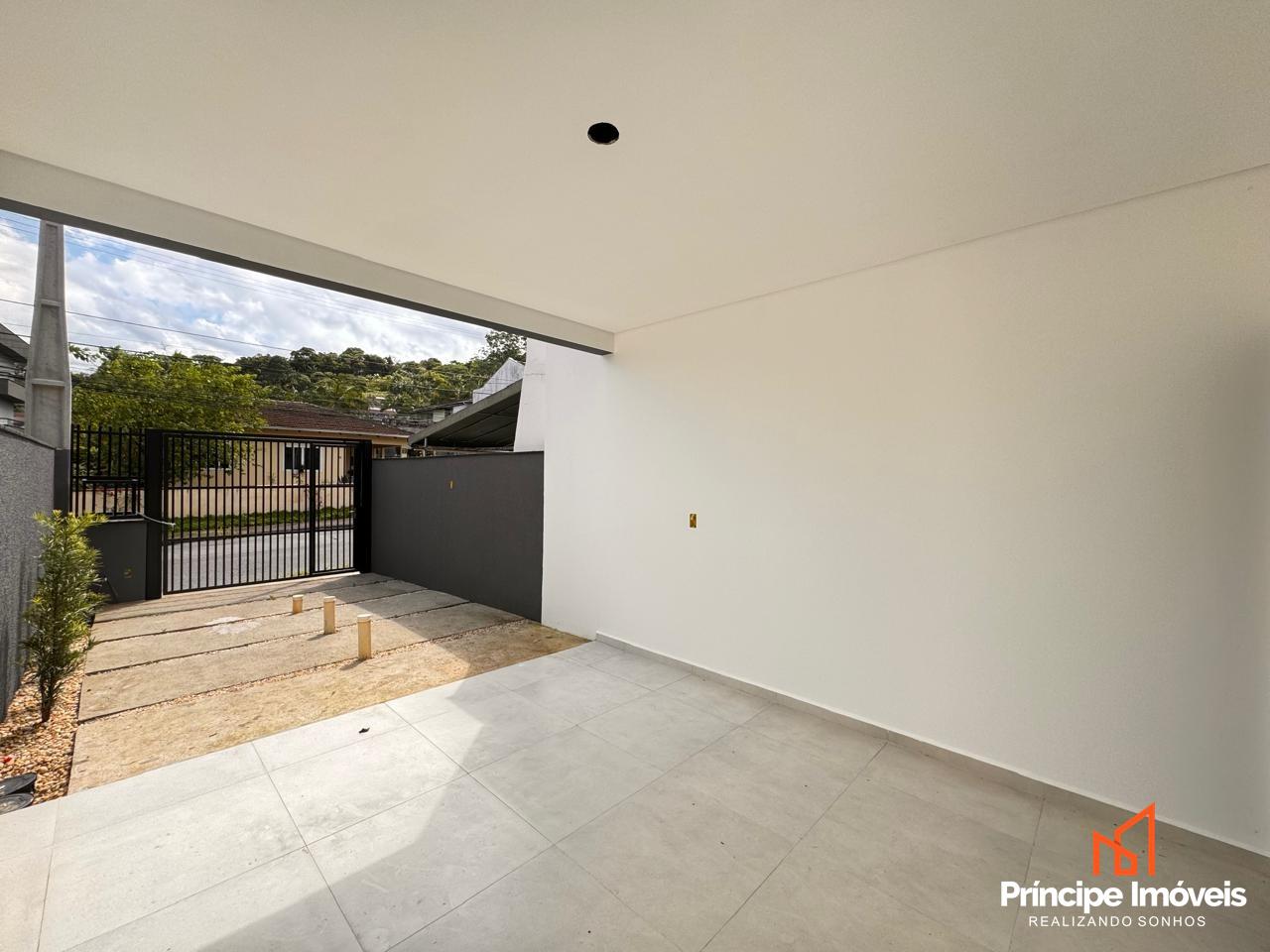 Geminado à venda em Joinville, Iririú, 3 quartos: 