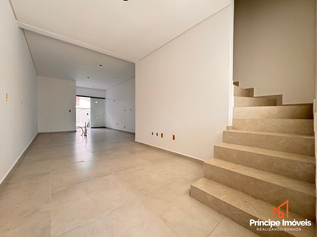 Geminado à venda em Joinville, Iririú, 3 quartos: 