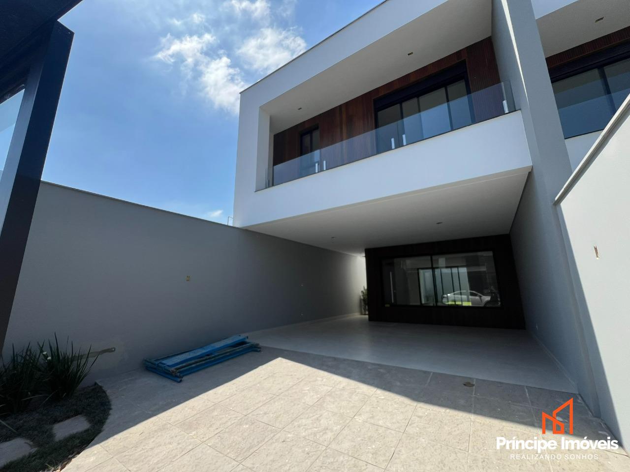 Geminado à venda em Joinville, Saguaçu, 3 quartos: 