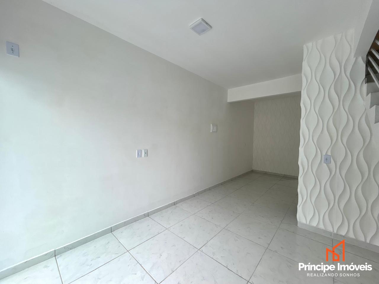 Geminado à venda em Joinville, Floresta, 2 quartos: 