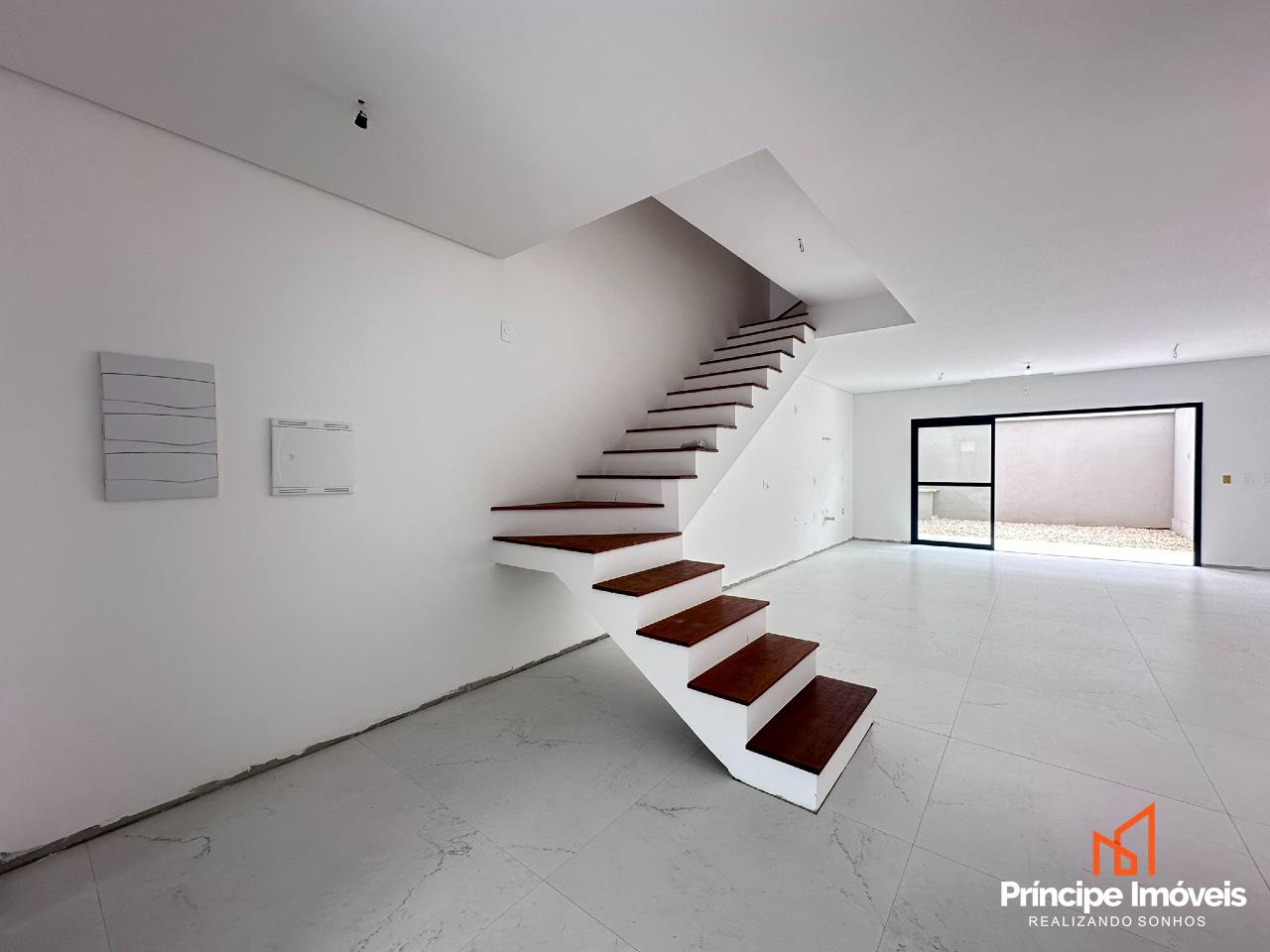 Geminado à venda em Joinville, Anita Garibaldi, 3 quartos: 