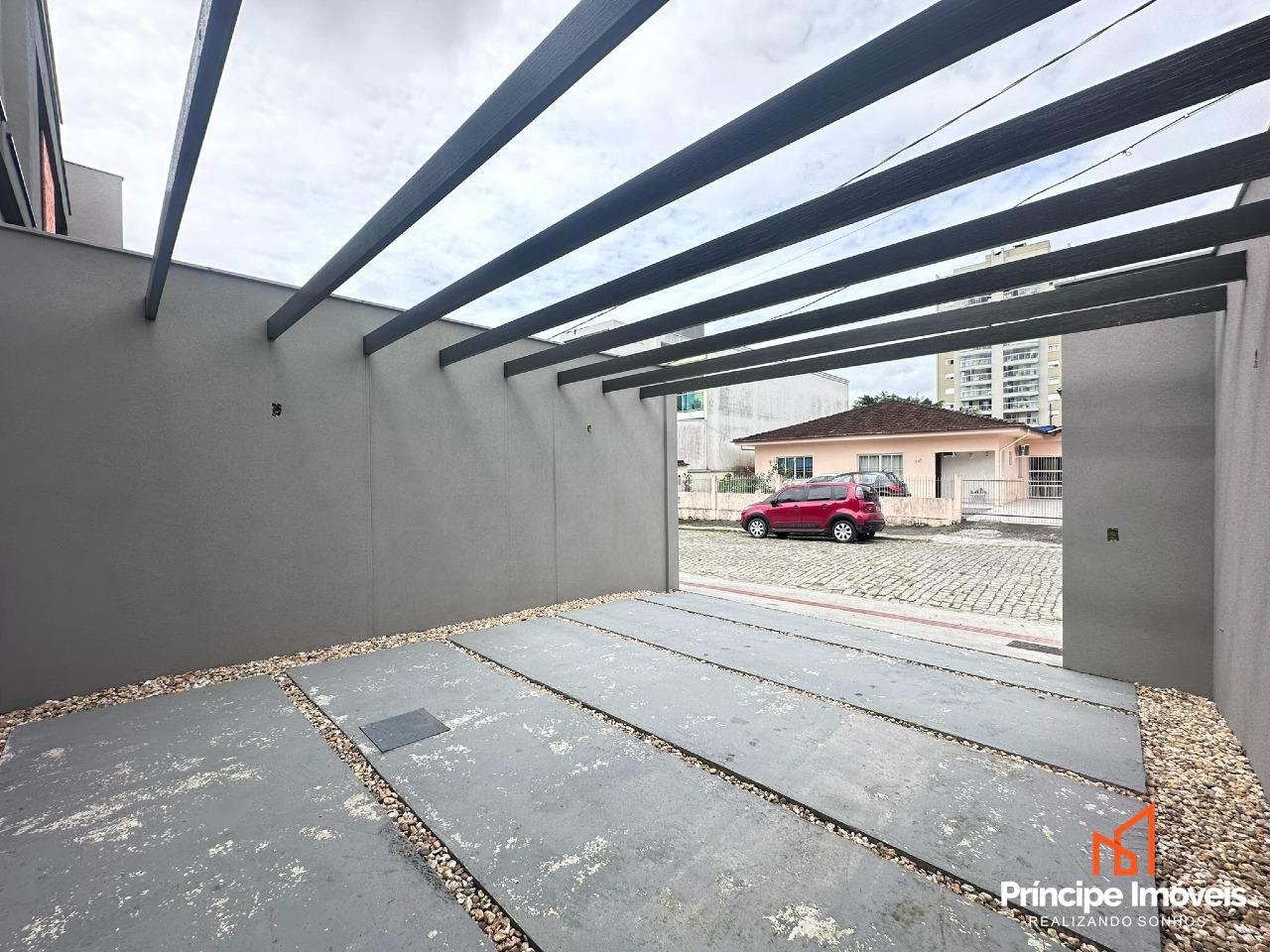 Geminado à venda em Joinville, Anita Garibaldi, 3 quartos: 