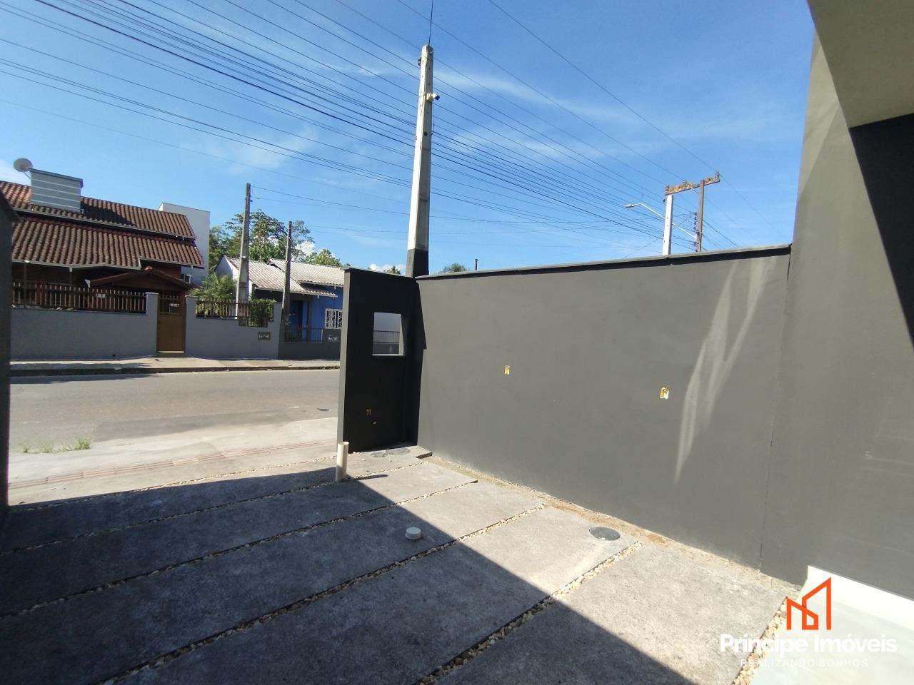 Geminado à venda em Joinville, Aventureiro, 2 quartos: 