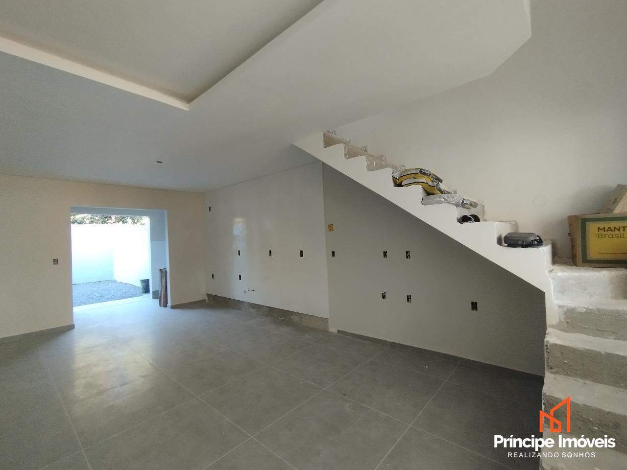 Geminado à venda em Joinville, São Marcos, 3 quartos: 