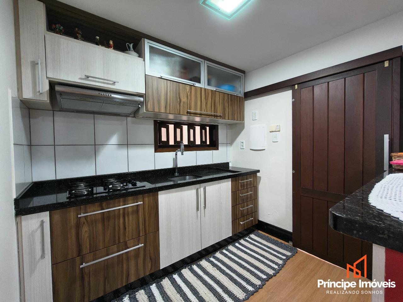 Geminado à venda em Joinville, Bom Retiro, 3 quartos: 