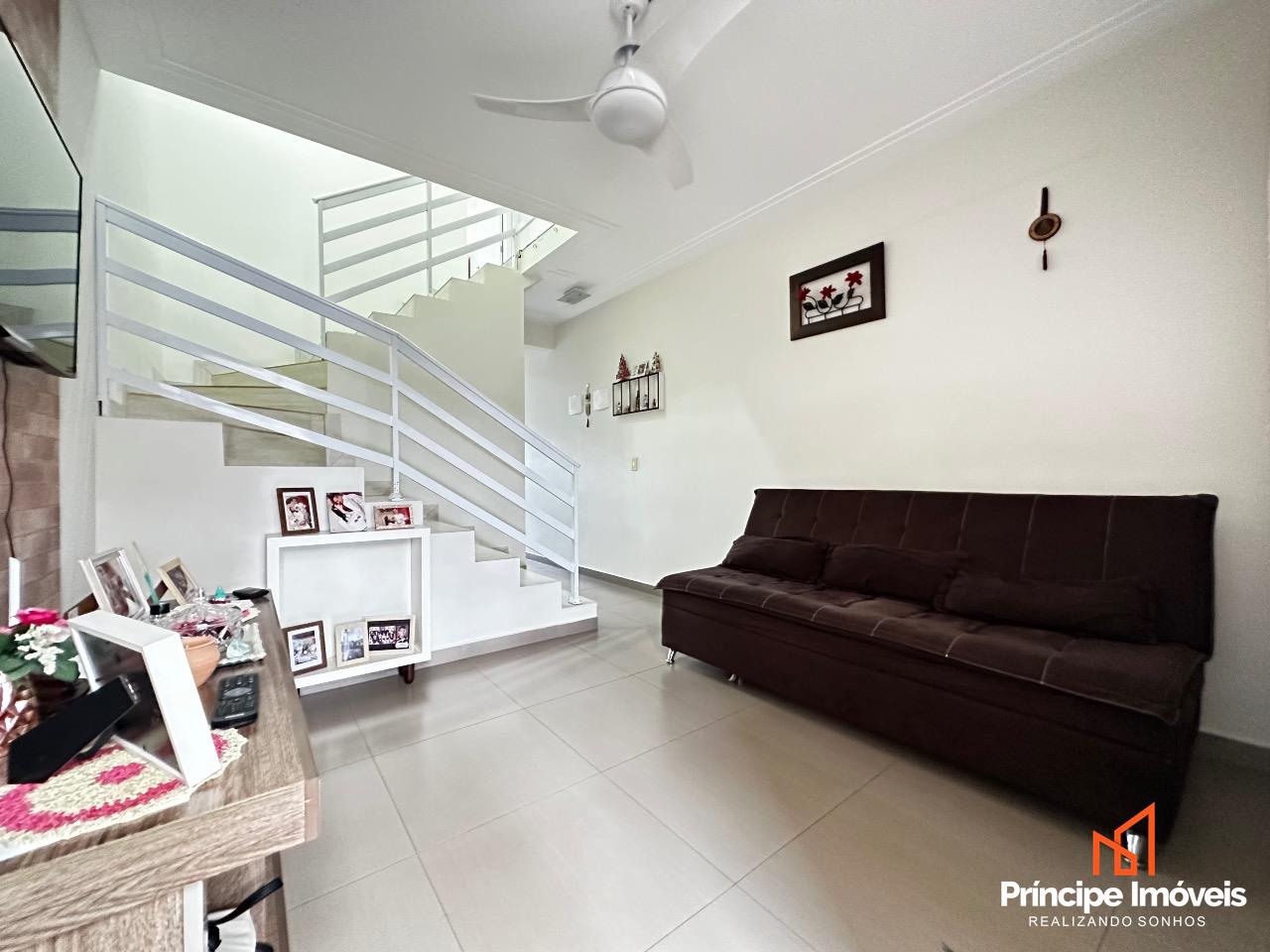 Geminado à venda em Joinville, Jardim Iririú, 2 quartos: 