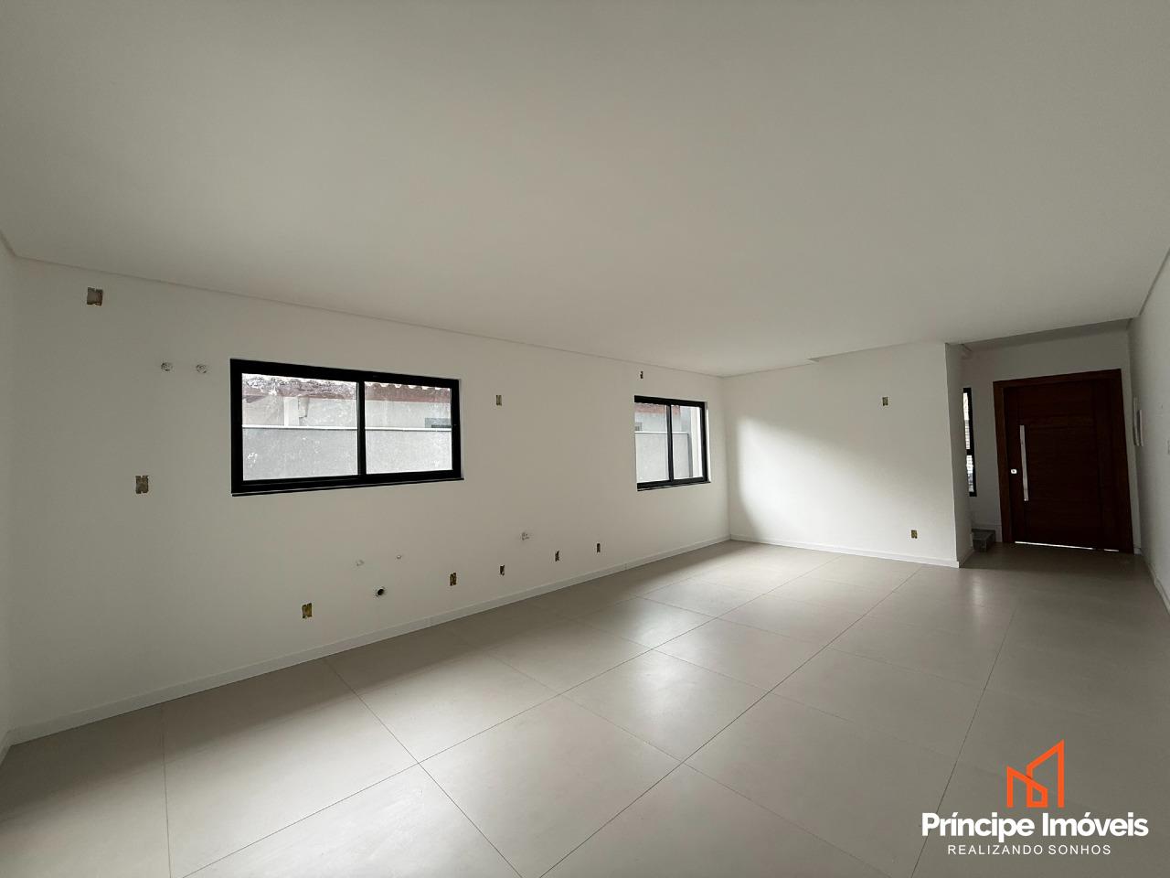 Geminado à venda em Joinville, Glória, 3 quartos: 