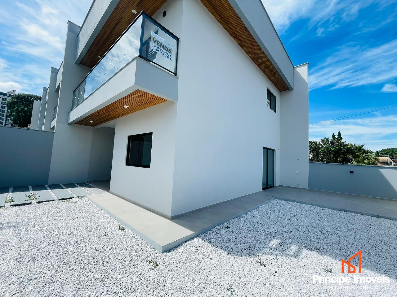 Geminado à venda em Joinville, Costa e Silva, 3 quartos: 