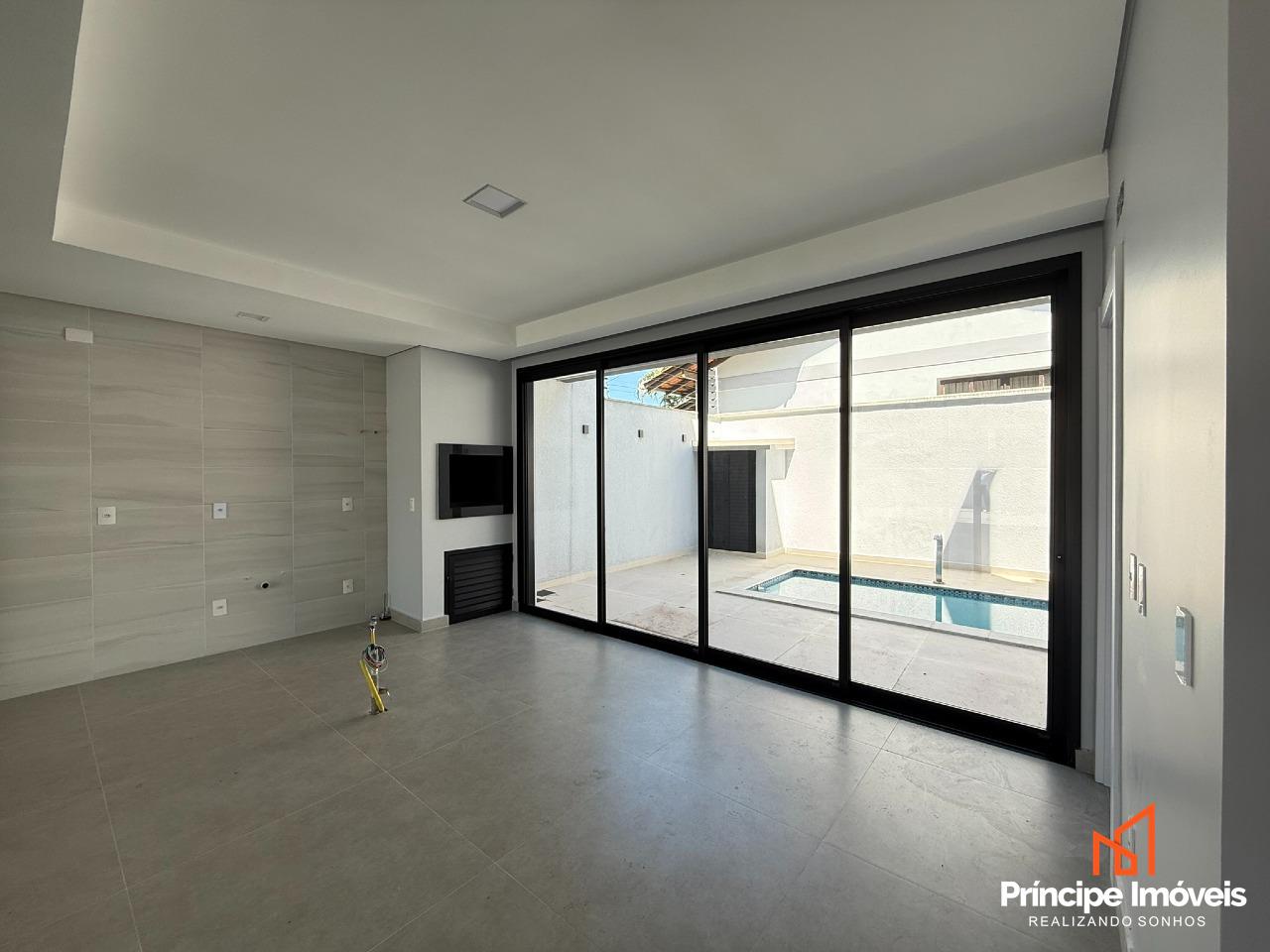 Geminado à venda em Joinville, Glória, 3 quartos: 