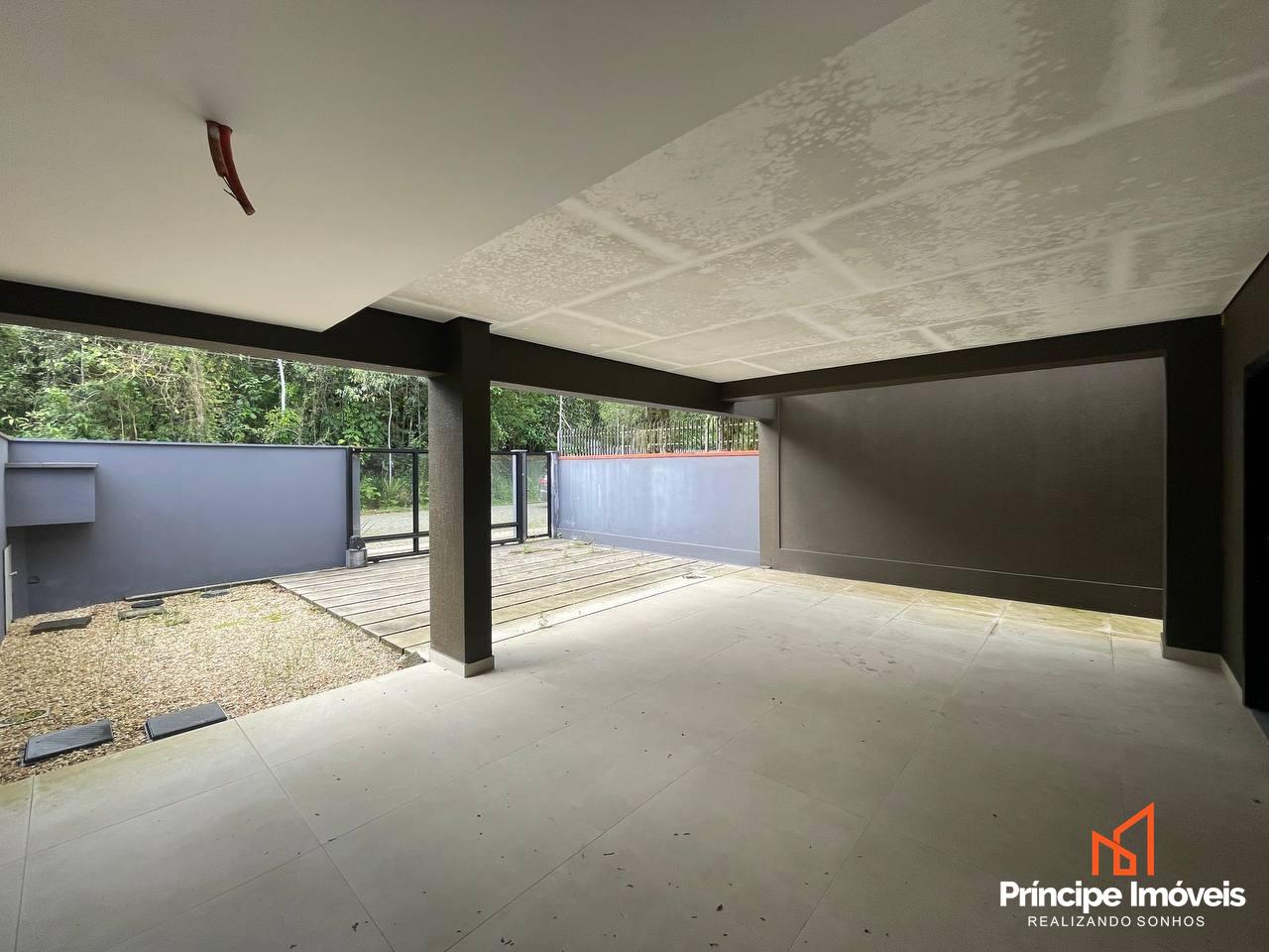 Geminado à venda em Joinville, Saguaçu, 4 quartos: 