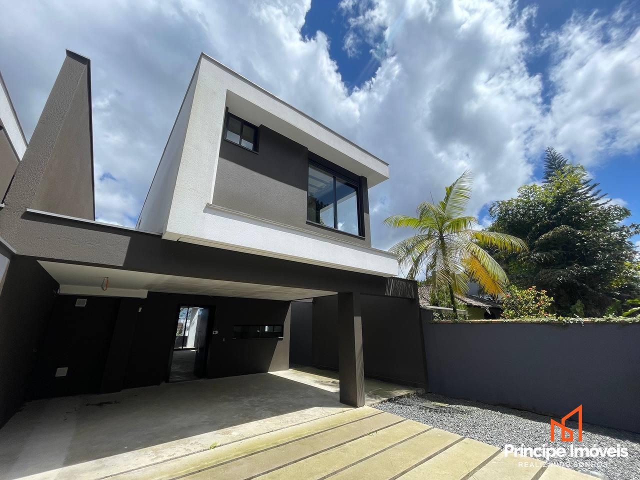 Geminado à venda em Joinville, Saguaçu, 3 quartos: 