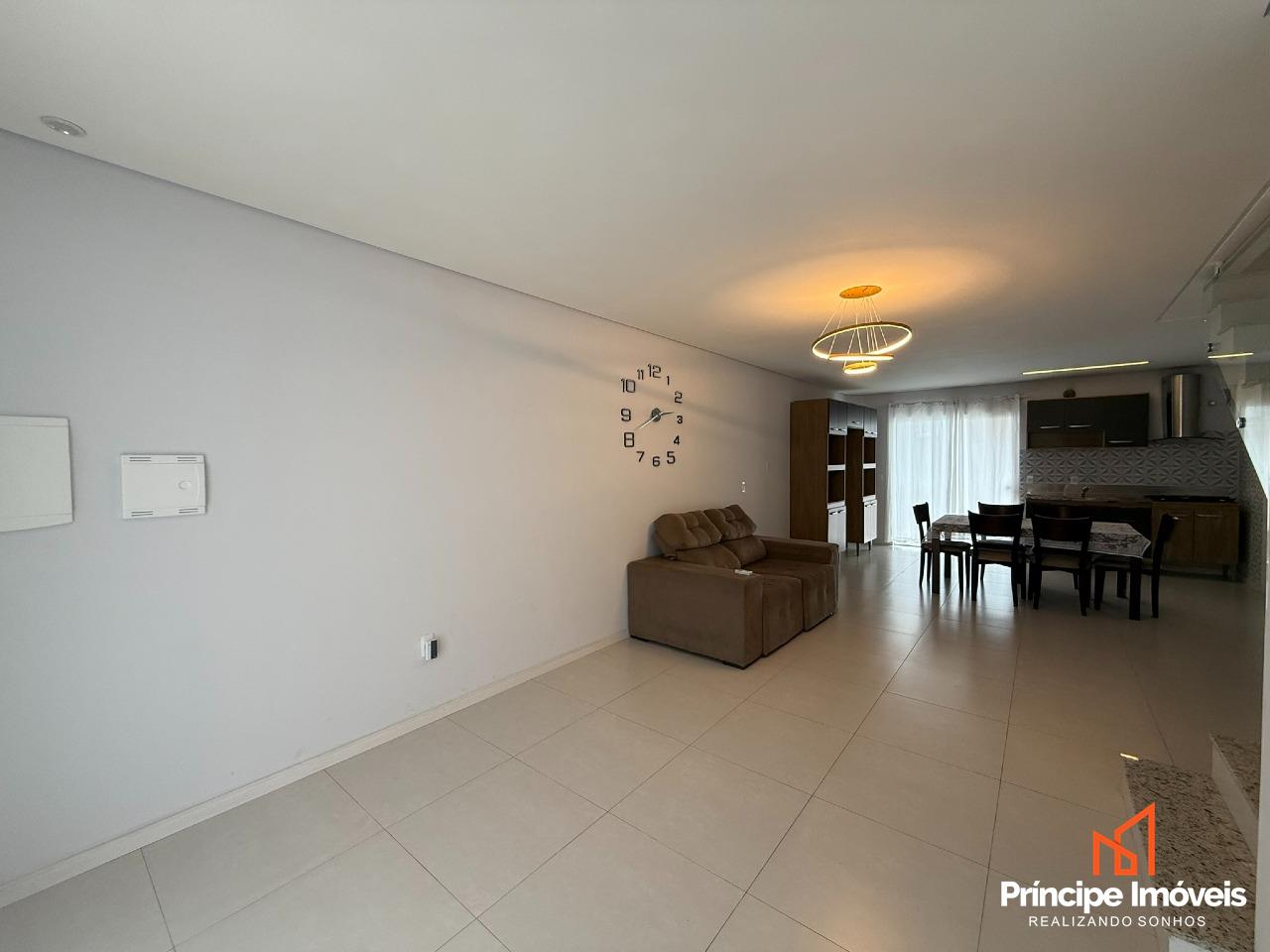 Geminado à venda em Joinville, Guanabara, 3 quartos: 