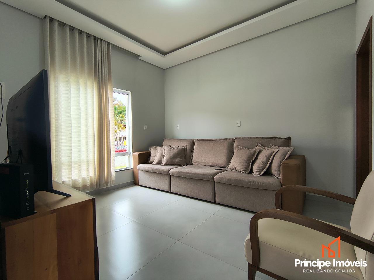 Casa à venda em Joinville, Iririú, 3 quartos: 