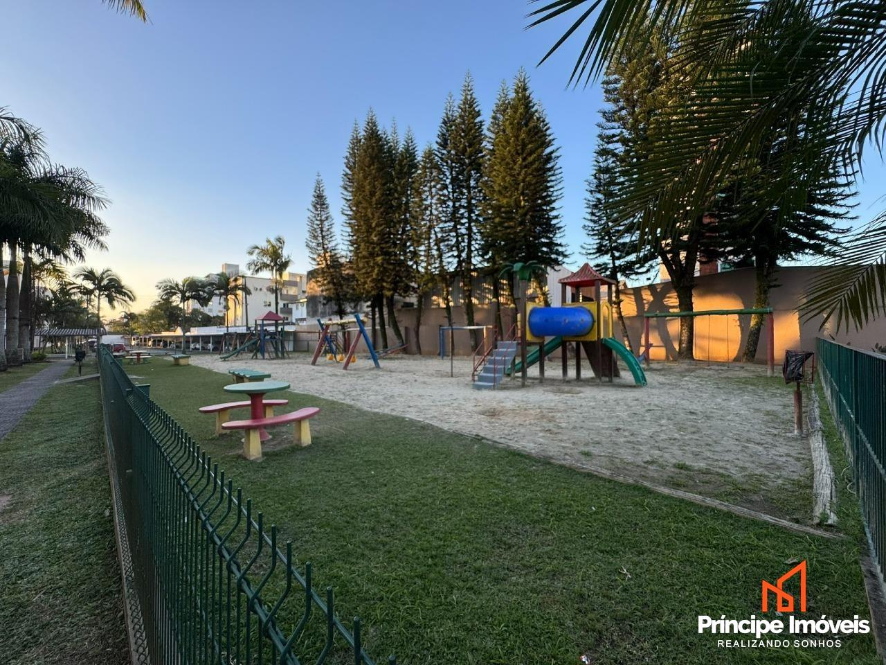 Apartamento à venda em Joinville, Guanabara, 2 quartos: 