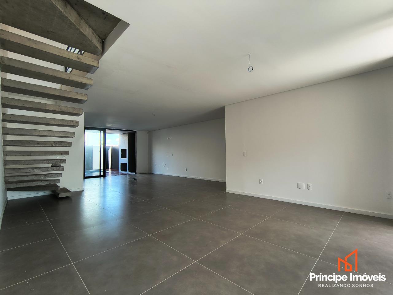 Geminado à venda em Joinville, Saguaçu, 3 quartos: 